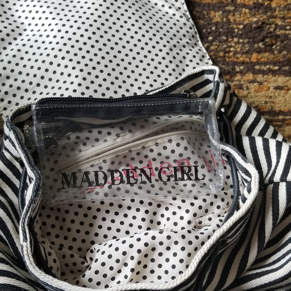 Madden Girl Backpack - Picture 4 of 4
